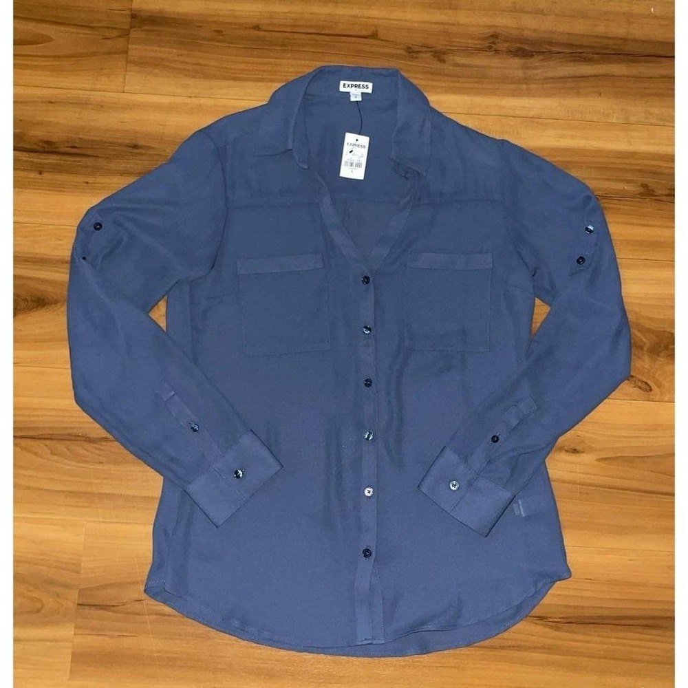 Womens NWT Express Button Down Pocket Casual Roll Sleeve Button Top Shirt